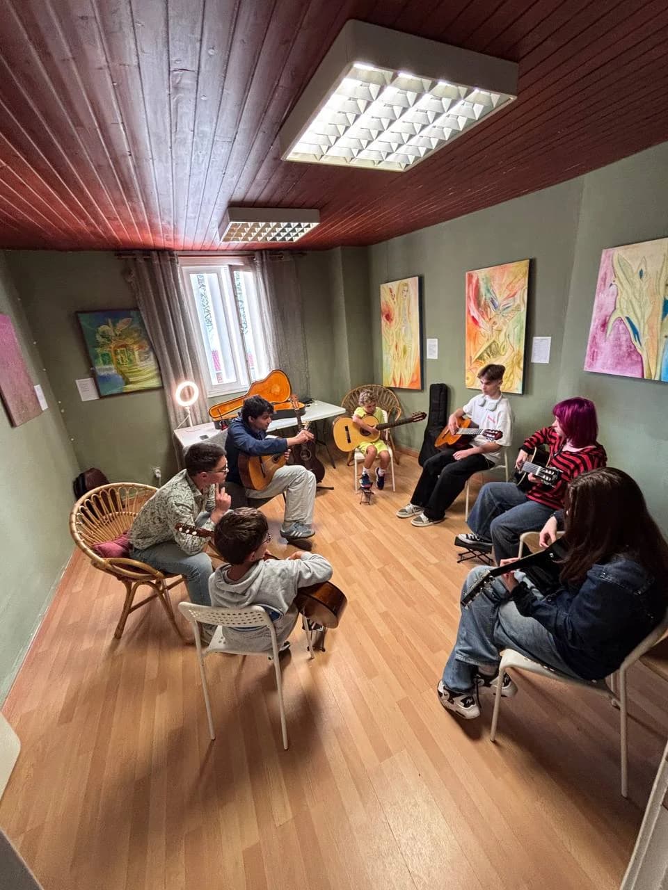 Group Guitar Classes for kids