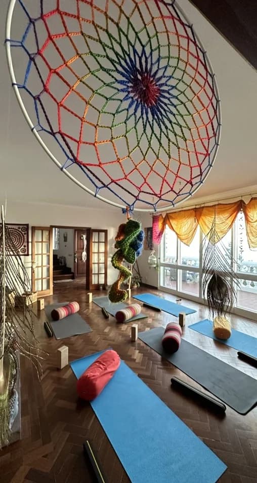 Silvia Shiva Yoga - Restorative yoga