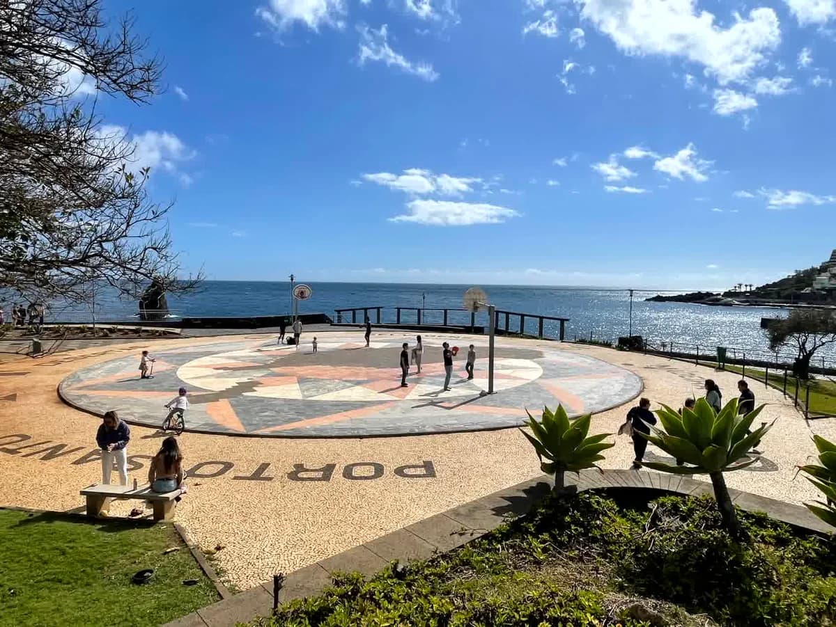 Basketball Court Lido