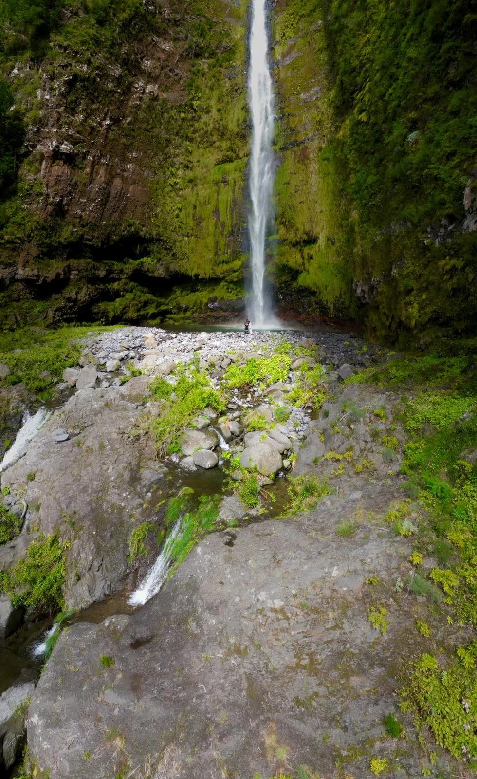 Salto do Patagarro Waterfall Hike