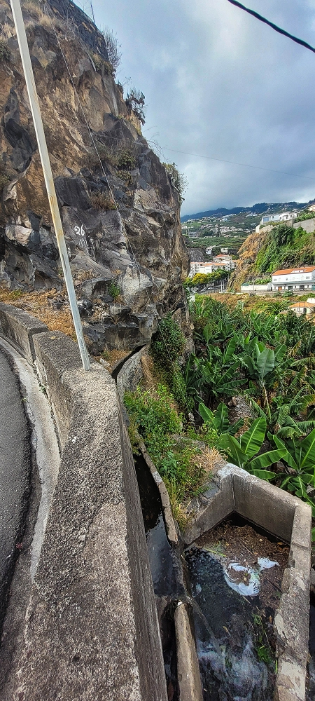 01.07.2022 Levadaentdeckungen oberhalb von Camara de Lobos — Endast der Levada da Castanheira — Foto 2