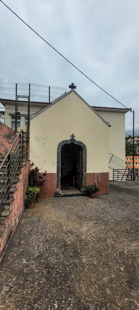01.07.2022 Levadaentdeckungen oberhalb von Camara de Lobos — Aufstieg zur Levada da Castanheira, Fonte da Pedra — Foto 2