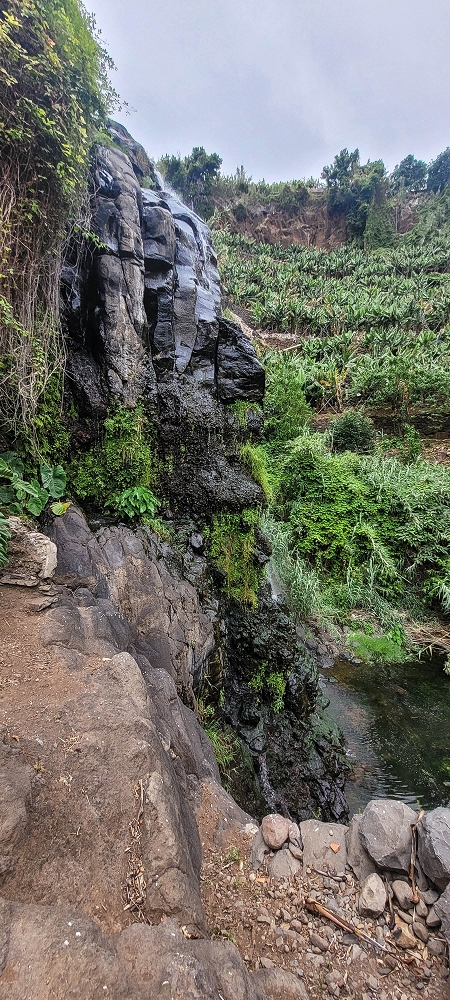 01.07.2022 Levadaentdeckungen oberhalb von Camara de Lobos — Cascata da Agua de Alto oder do Lagar da Giesta — Foto 3