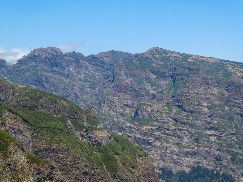 01.08.2021 Levada da Rouca und Aufstieg nach Chao dos Terreiros, zurück über die Boca da Corrida — Abstieg auf dem Caminho de Sao Lourenco zur ER 223 und weiter zur Vereda dos Zimbreiros — Foto 2