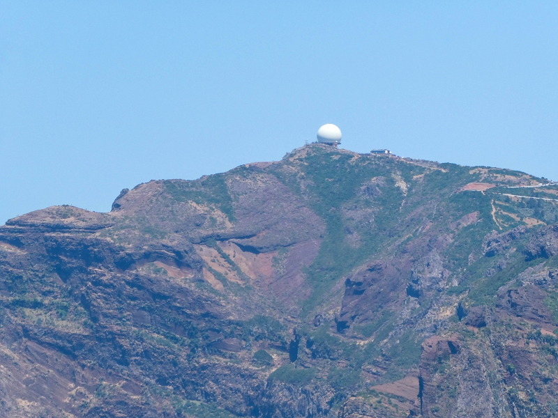01.08.2021 Levada da Rouca und Aufstieg nach Chao dos Terreiros, zurück über die Boca da Corrida — Abstieg auf dem Caminho de Sao Lourenco zur ER 223 und weiter zur Vereda dos Zimbreiros — Foto 3
