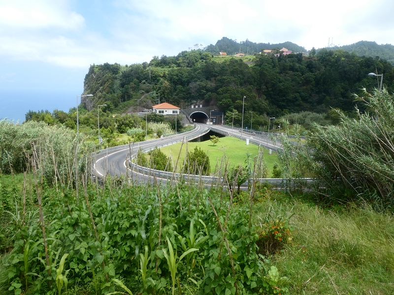 Levada do Cantinho — Tunnelportal 1 — Foto 1