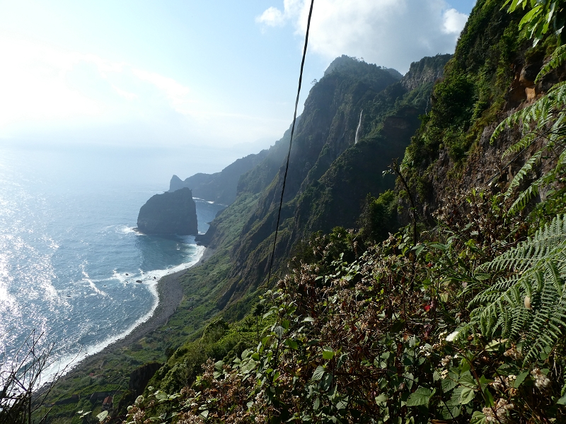 02.07.2018 Rocha do Navio und Levada do Cantinho, Miradouro de Santo Antonio — Abstieg nach Rocha do Navio — Foto 3