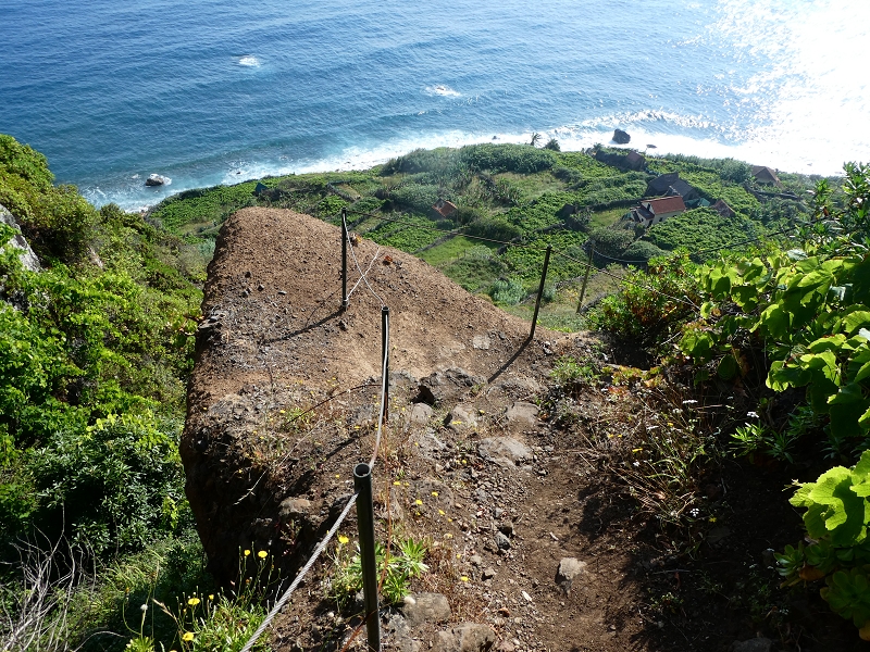 02.07.2018 Rocha do Navio und Levada do Cantinho, Miradouro de Santo Antonio — Abstieg nach Rocha do Navio — Foto 7