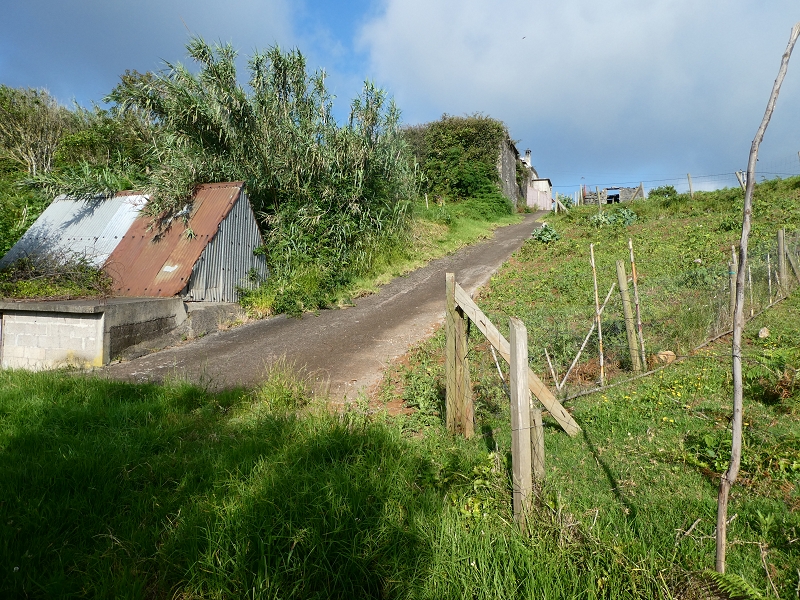 02.07.2018 Rocha do Navio und Levada do Cantinho, Miradouro de Santo Antonio — Von der Estrada das Covas zum Fio Velho — Foto 3