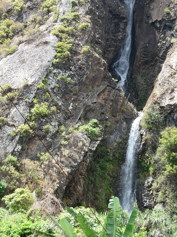 02.07.2018 Rocha do Navio und Levada do Cantinho, Miradouro de Santo Antonio — Die Wasserfalltreppe — Foto 5