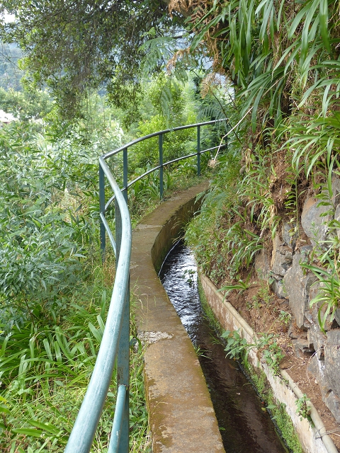 2 August 2014 5 Levadas around Maroços — On to the starting point and beyond, then back to the starting point — photo 6