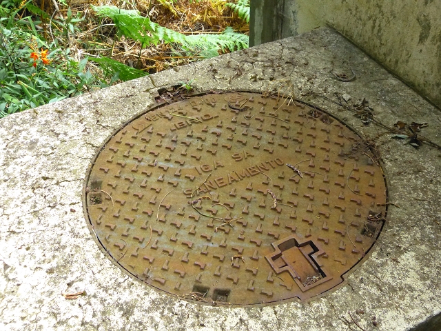 2 August 2014 5 Levadas around Maroços — On the Levada Nova de Machico to the small water house — photo 21