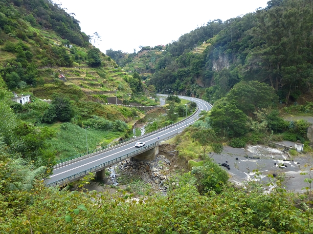 2 August 2014 5 Levadas around Maroços — Levada do Marocos 2 as far as the stream bed and back — photo 19