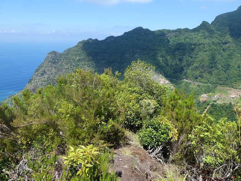 03.07.2018 Rundtour von Boaventura über die Ribeira dos Moinhos nach Achada da Madeira und zurück über die Levada da Achada Grande — Viewpopint mit Geodesico — Foto 9