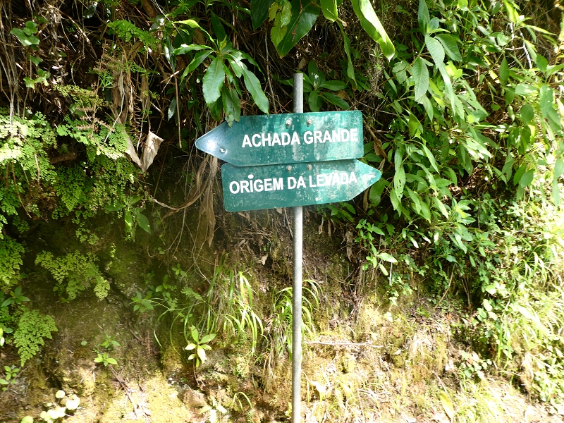 03.07.2018 Rundtour von Boaventura über die Ribeira dos Moinhos nach Achada da Madeira und zurück über die Levada da Achada Grande — Abstieg und zurück zum Auto — Foto 1