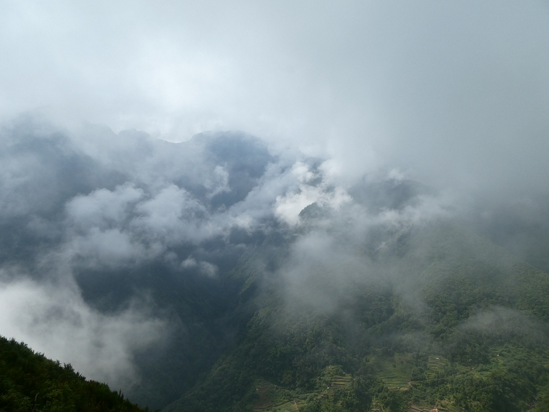 03.07.2018 Rundtour von Boaventura über die Ribeira dos Moinhos nach Achada da Madeira und zurück über die Levada da Achada Grande — Abstieg nach Achada da Madeira — Foto 10