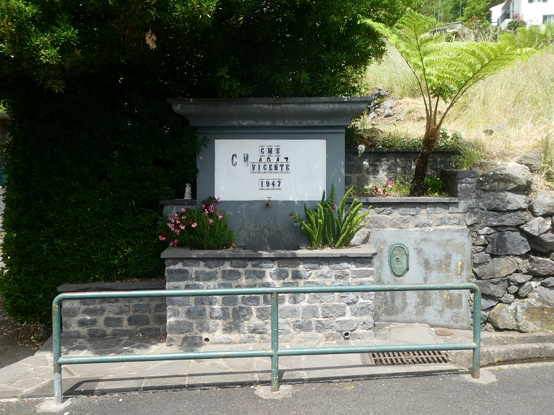 03.07.2018 Rundtour von Boaventura über die Ribeira dos Moinhos nach Achada da Madeira und zurück über die Levada da Achada Grande — Abstieg nach Achada da Madeira — Foto 30