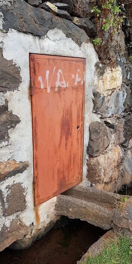 04.05.2019 Einlaufrunde auf dem Caniço-Trail um Garajau — Auf der Levada da Azenha — Foto 12