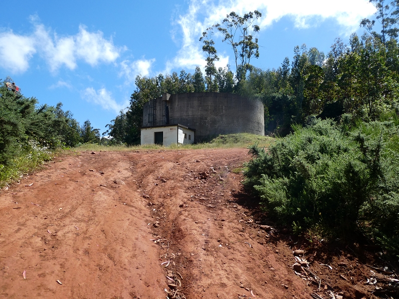 04.07.2018 Rundwanderung entlang und um die Levada dos Marinheiros — Aufstieg zum Reservoir der Levada dos Marinheiros — Foto 2