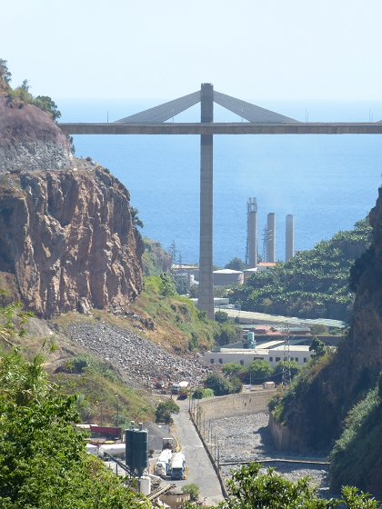 04.08.2013 Levadas dos Piornais und da Faja — Zurück auf der Levada dos Piornais — Foto 4