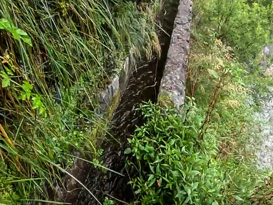 Levada dos Piornais — Até ao primeiro caminho de acesso e à ponte — foto 2