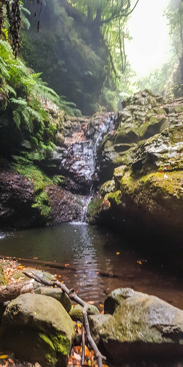 Levada Nova — Second crossing of the Ribeira da Madalena with the waterfalls — photo 10