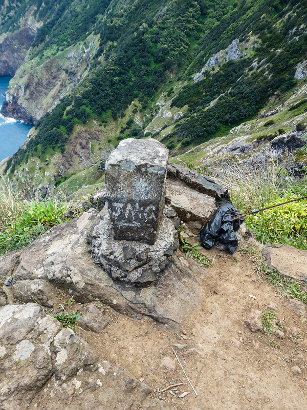 06.05.2019 Über den Pico da Coroa und die Boca do Risco — Auf dem Nordküstenweg nach Larano — Foto 18