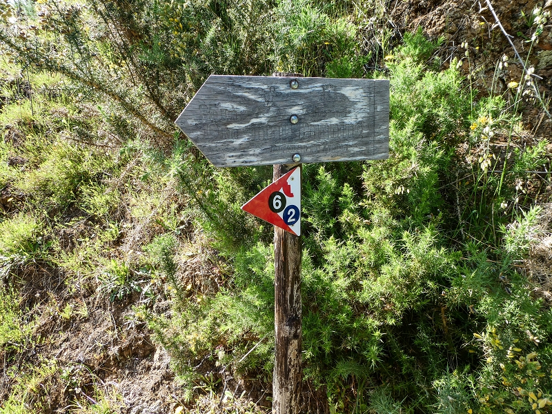 06.05.2019 Über den Pico da Coroa und die Boca do Risco — Abstieg nach Maiata de Baixo — Foto 1