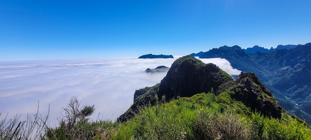 Levada da Serra (da Bica da Cana) — Vom Pinaculo zu den Wasserfällen — Foto 12