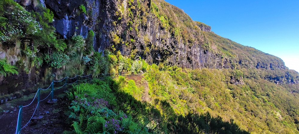 Levada da Serra (da Bica da Cana) — Zum Pinaculo — Foto 2