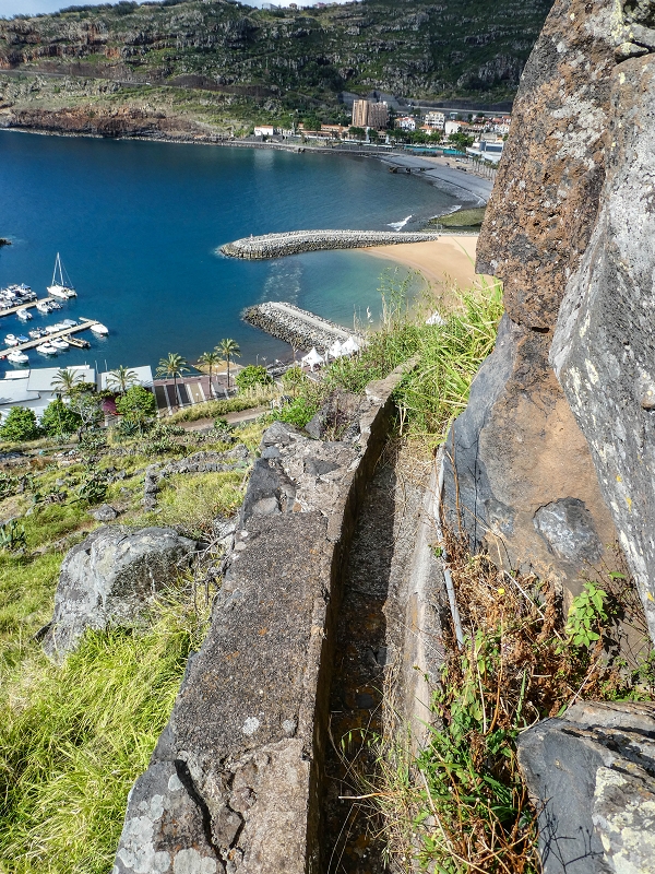 7 May 2019 Circular walk on two levadas around Machico — From Machico to the end at the cliff — photo 14