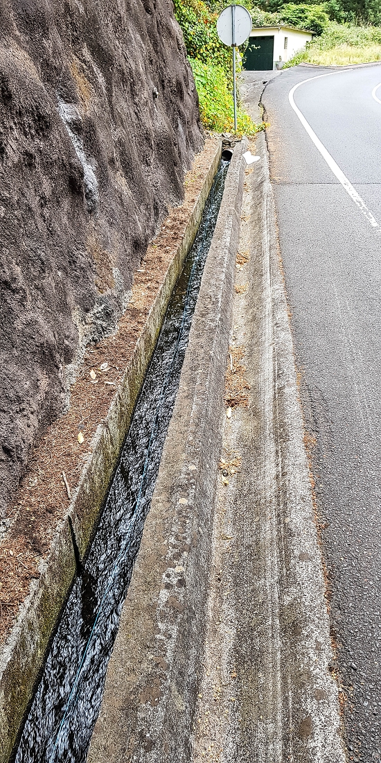 7 May 2019 Circular walk on two levadas around Machico — To the old Madre of the Levada das Figueiras and as far as the first outflow — photo 6