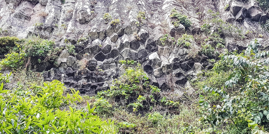 7 May 2019 Circular walk on two levadas around Machico — To the old Madre of the Levada das Figueiras and as far as the first outflow — photo 9