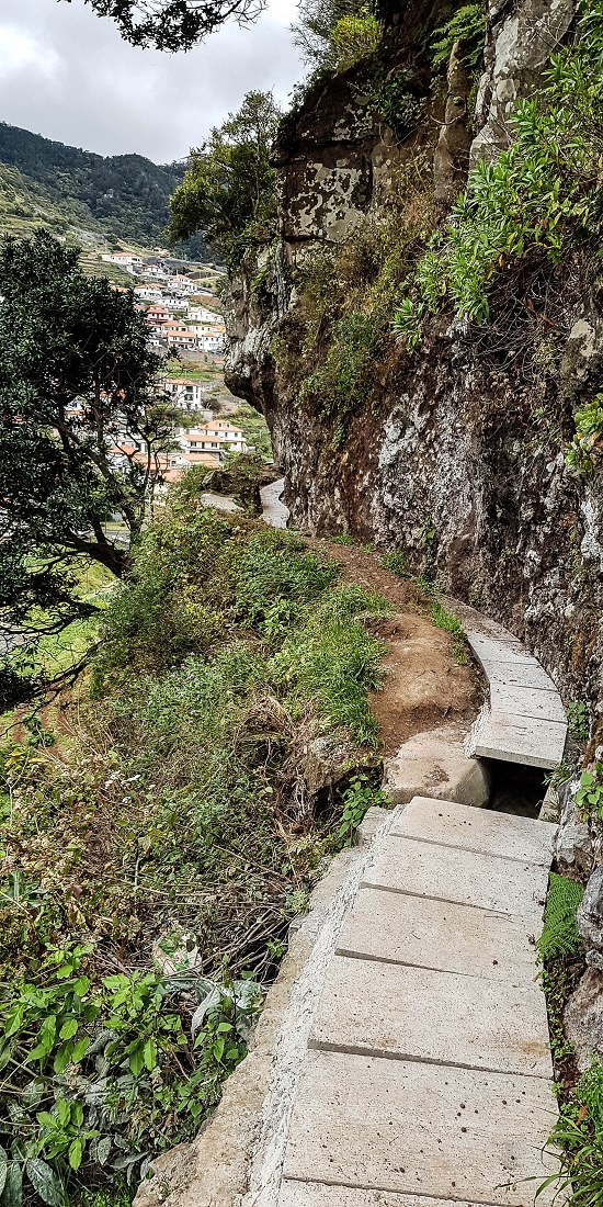 7 May 2019 Circular walk on two levadas around Machico — Exposed section as far as the tunnel portal — photo 5