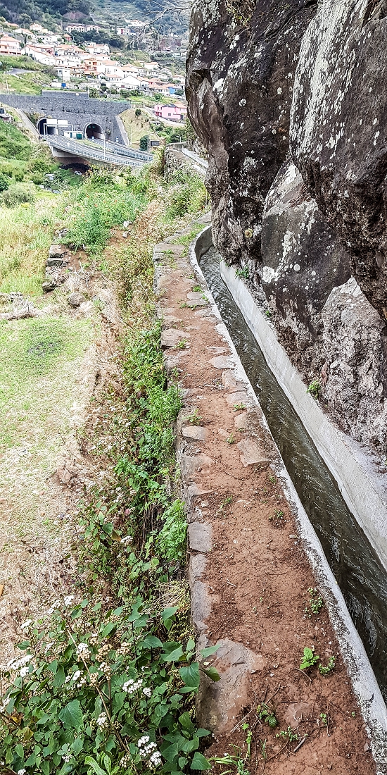 7 May 2019 Circular walk on two levadas around Machico — Exposed section as far as the tunnel portal — photo 9