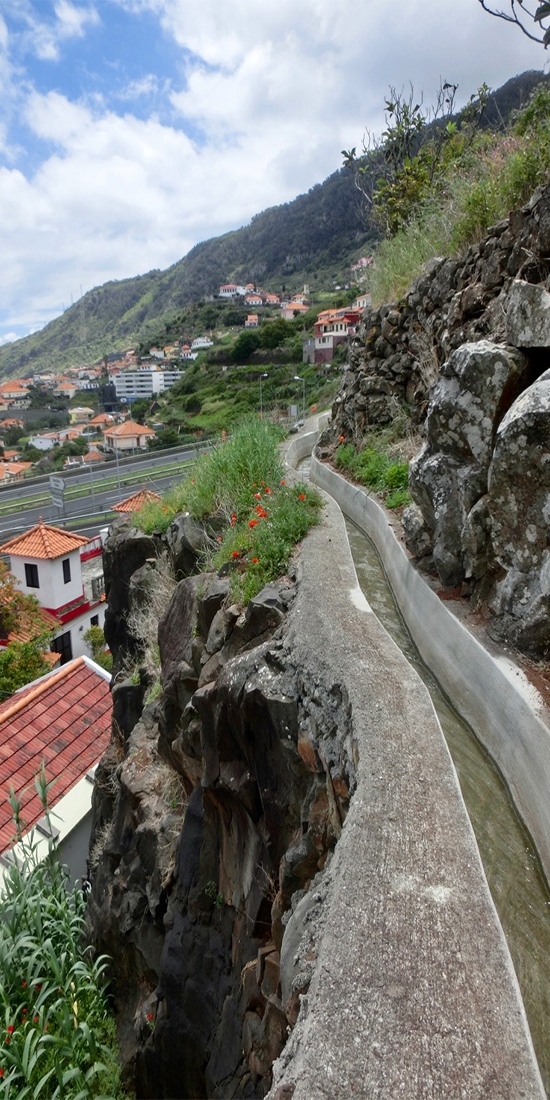 7 May 2019 Circular walk on two levadas around Machico — Exposed section as far as the tunnel portal — photo 13
