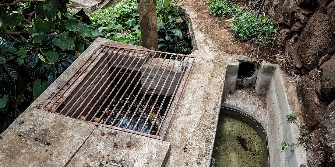 7 May 2019 Circular walk on two levadas around Machico — Exposed section as far as the tunnel portal — photo 15