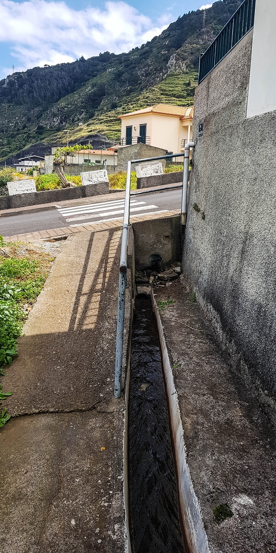 7 May 2019 Circular walk on two levadas around Machico — Back to the Levada das Figueiras — photo 30