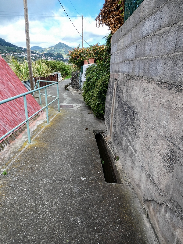 7 May 2019 Circular walk on two levadas around Machico — On to the church of Ribeira Seca — photo 8