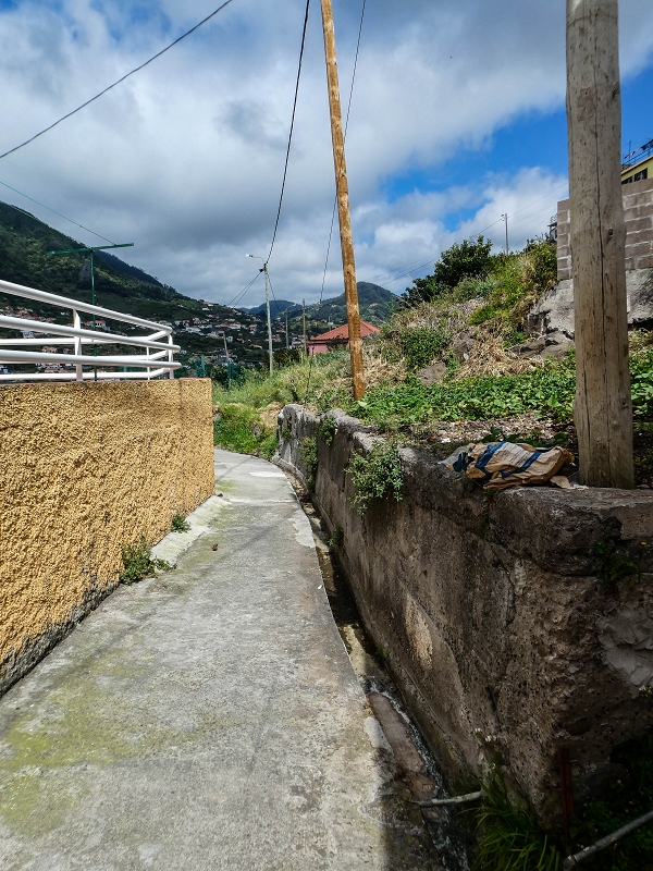 7 May 2019 Circular walk on two levadas around Machico — On to the church of Ribeira Seca — photo 15