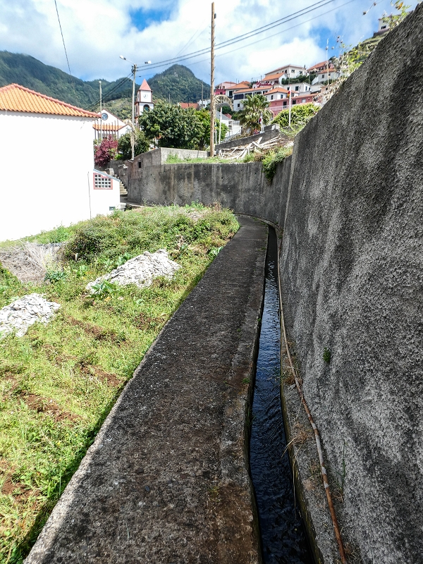 7 May 2019 Circular walk on two levadas around Machico — On to the church of Ribeira Seca — photo 42