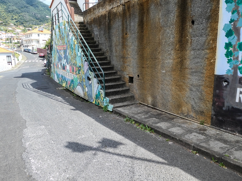 7 May 2019 Circular walk on two levadas around Machico — On to the church of Ribeira Seca — photo 44