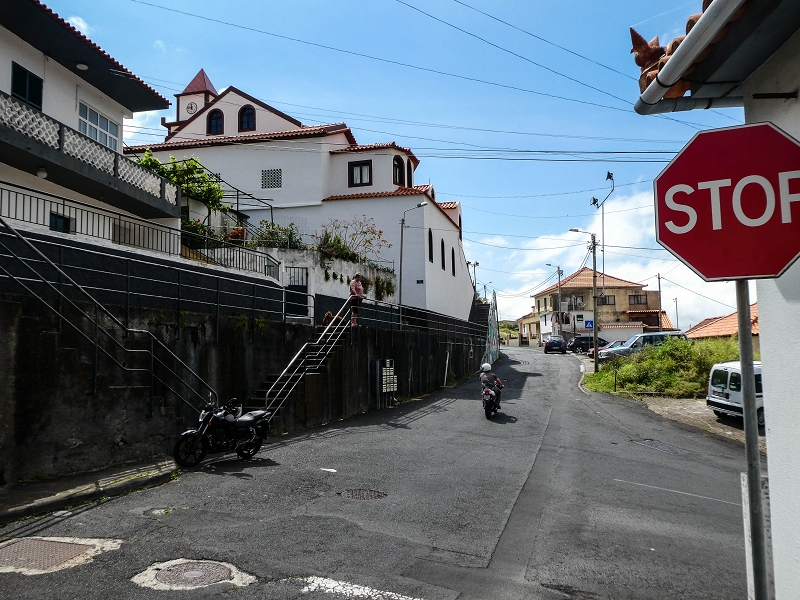 7 May 2019 Circular walk on two levadas around Machico — On to the church of Ribeira Seca — photo 49