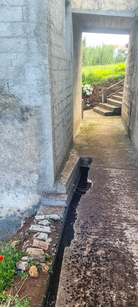 Levada dos Pombais sup. — Até ao Miradouro dos Pombais — foto 12