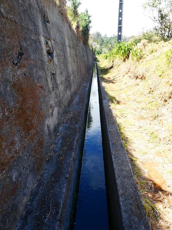 8 July 2018 Circular walk via the Levada do Moinho da Serra, Cascata Madre de Agua, Levada dos Tornos and Levada Nova de Santa Cruz — Through the ravines of the Ribeiro Seco and the Ribeira do Lugarinho to the Capela das Cardais — photo 1