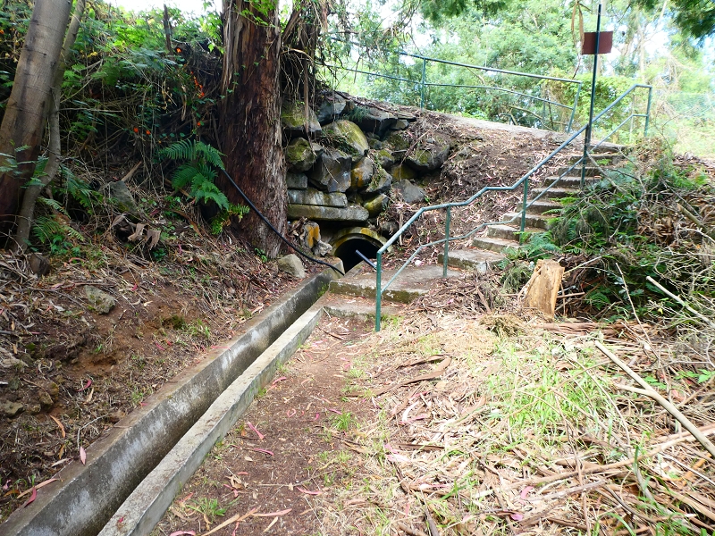 Levada Nova — Ende des Hauptastes bei der Capela das Cardais — Foto 1