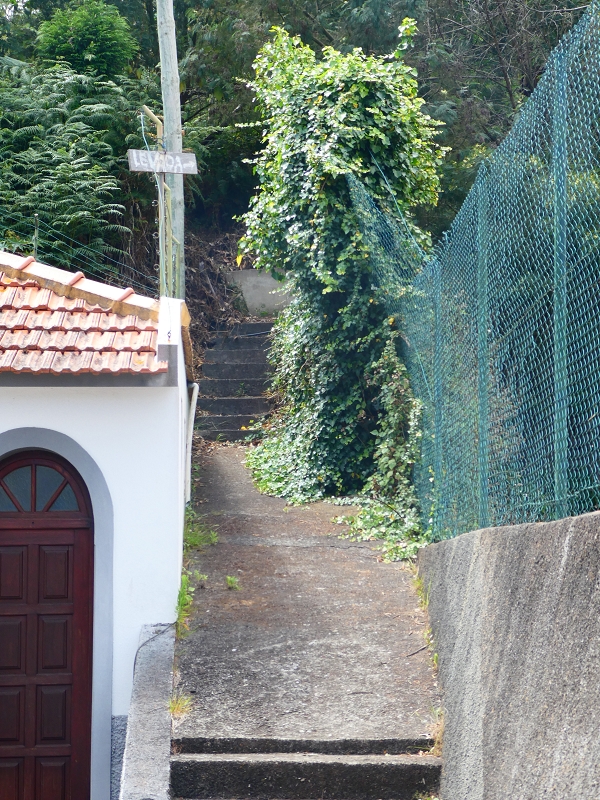 Levada Nova — Ende des Hauptastes bei der Capela das Cardais — Foto 10