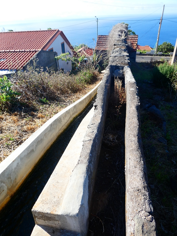 Levada do(s) Moinho(s) da Serra — Wassermühle am Ende an der ER 207 — Foto 2