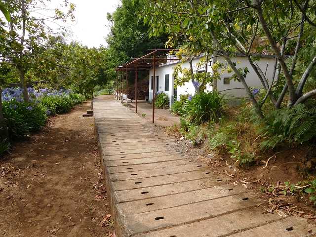 8 August 2015 Afternoon at Central da Calheta — Storage reservoir of the Levada Nova — photo 3