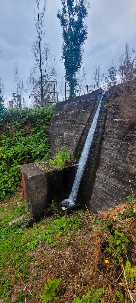 09.06.2024 Auf dem alten CR23 zur Capela do Cabo und über die Levada Nova zurück — Das Endspeicherbecken in Cabo — Foto 3
